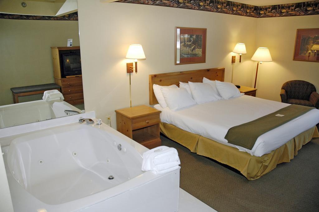 Pellston Lodge Habitación foto